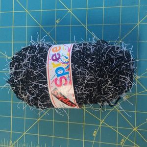 COPLEY SPREE Skein of yarn